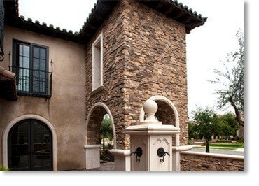 Italian Villa Manufactured Stone / Volterra