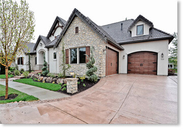 French Country Villa Manufactured Stone / Champagne