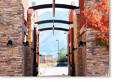 Eastern Mountain Ledge Manufactured Stone / Carmel Mountain