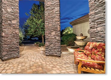 Combo Eastern Mountain Ledge Manufactured Stone / Dakota Brown - Minnesota Fieldstone / Dakota Brown