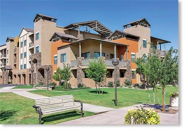 River Rock Manufactured Stone / Sienna Brown