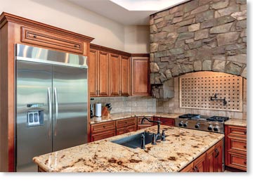 Tuscan Villa Manufactured Stone / Prairie Moss